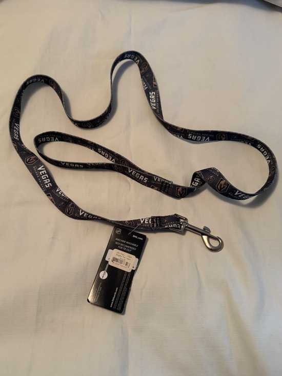 NHL Other - NWT- Vegas Golden Knights Logo Leash.